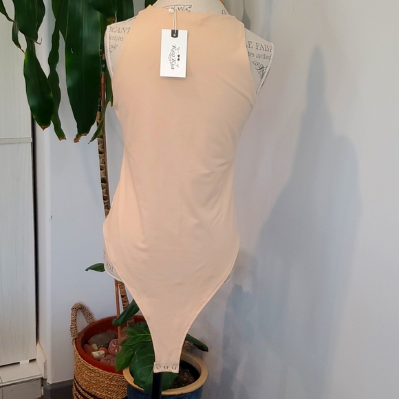 REORIA body suit - Picture 4 of 8